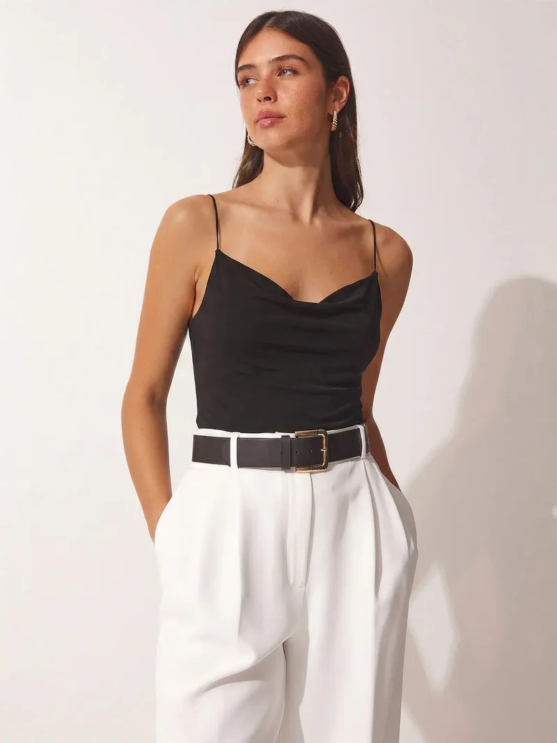 السعادة في إسطنبول ISTANBUL Slim Fit Cowl Neck Sleeveless Blouse