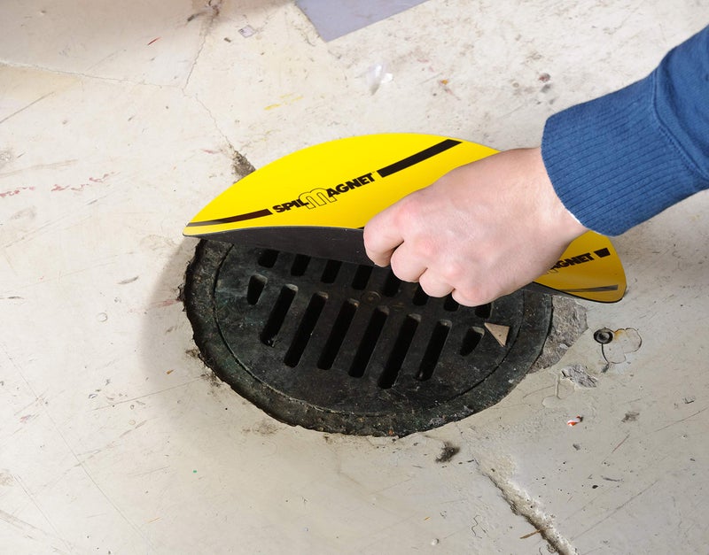 Brady 96229 12" Diameter Black/Yellow Spill Magnet - Image 3