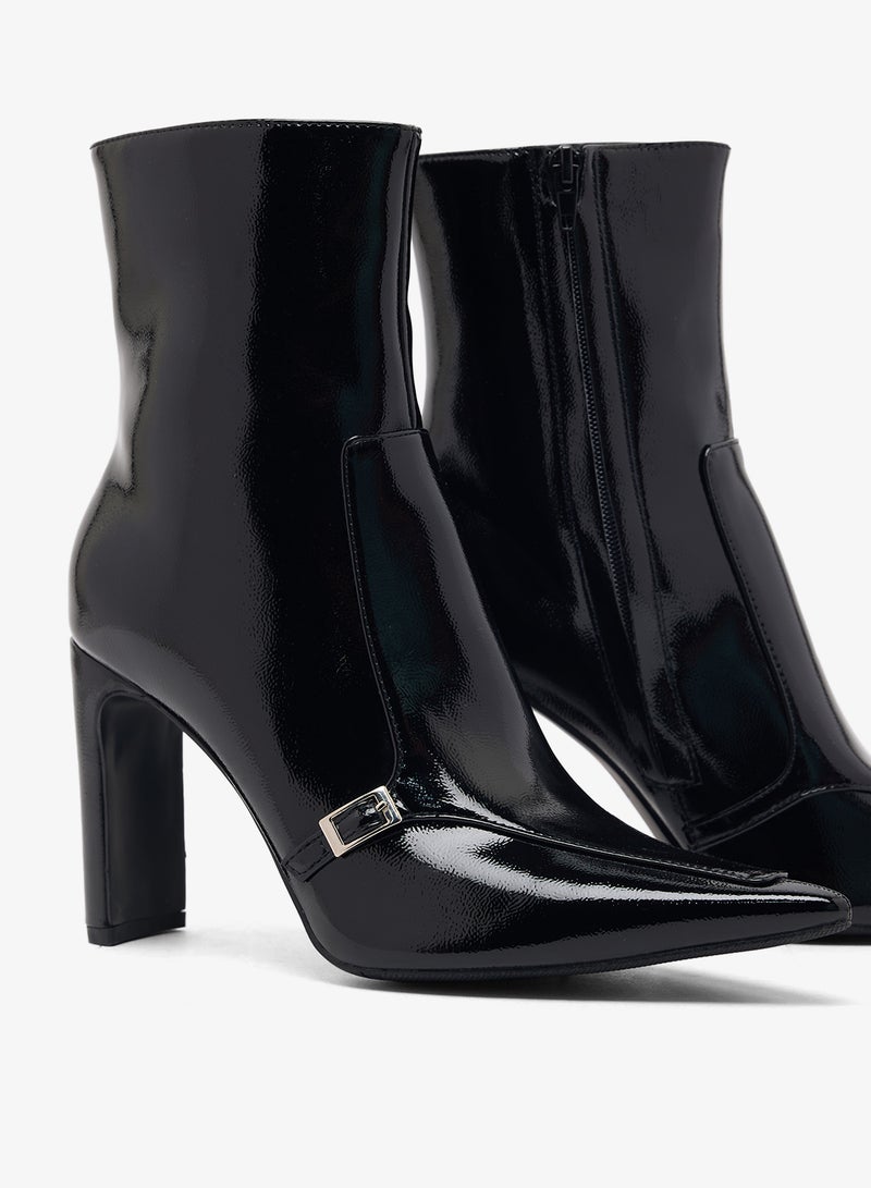 ايلا جزمة بكعب متوسط وساق متوسطة بنعل سميك ومقدمة مدببة - Image 4