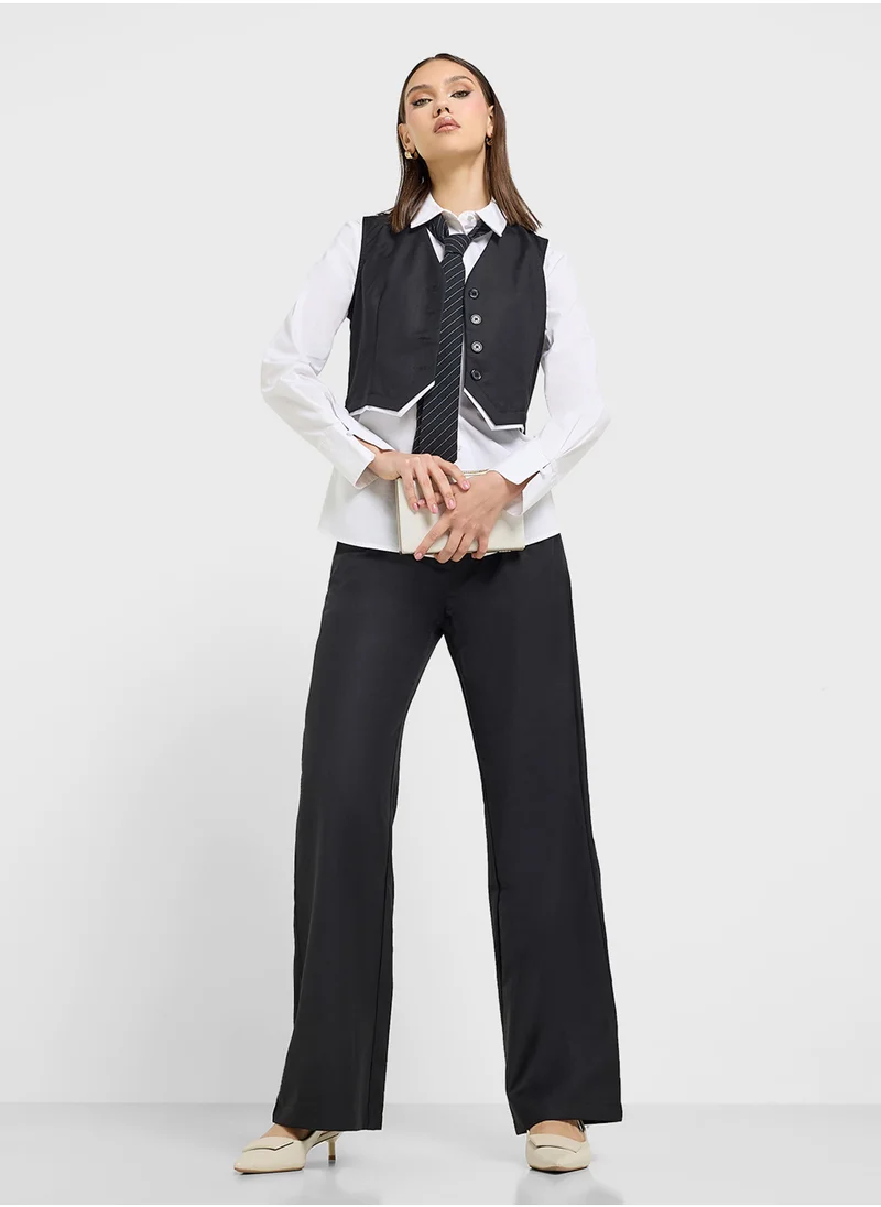 ايلا Tailored Vest & Pant Set