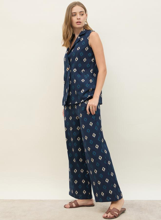 Styli Oversized Printed Vest and Straight Fit Pants Co-Ords - Image 3