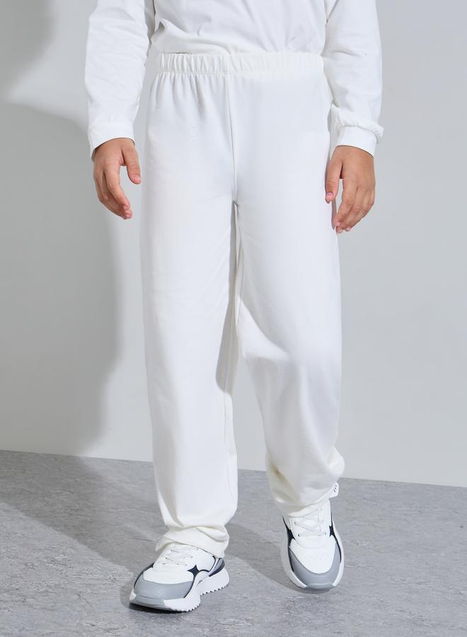 Styli Teen Unisex Off White Solid Long Sleeves T-Shirt and Joggers Set - Image 5