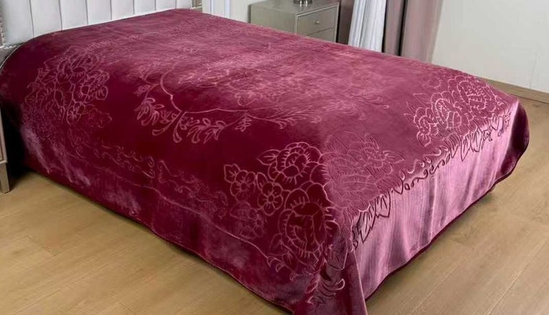 Luxurious double blanket weighing 6 kg – large size 240x220 cm for extra warmth and irresistible elegance - Image 2