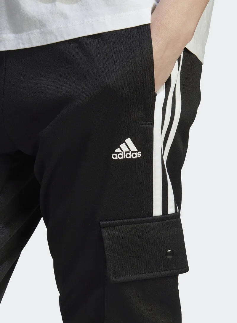 adidas بنطال كارغو بخطوط الماركة