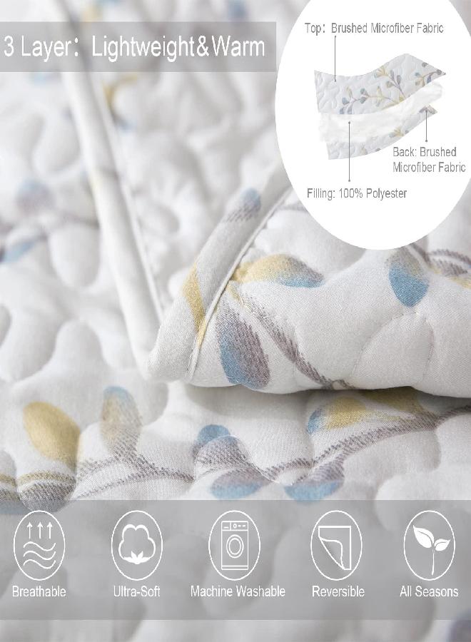 Exclusivo Mezcla Microfiber Queen Size Quilt Set for All Seasons, 3 Piece Flower Pattern Bedspreads Coverlet Set with 2 Shams, Lightweight and Soft Bedding Set, (92"x 96",White) - Image 3