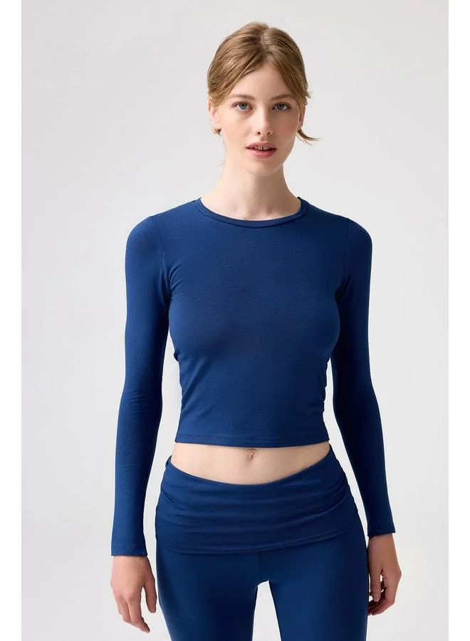 Los Ojos x Melody Navy Long Sleeve Short Blouse – Long Fitted.