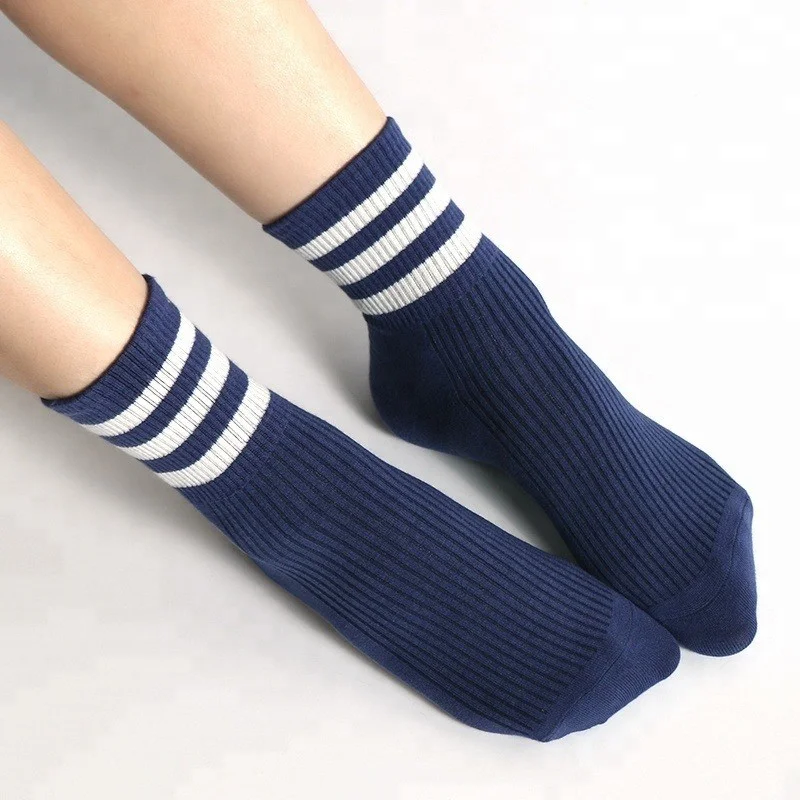 بي جي كي Unisex 5-Piece Striped Tennis Model Socks Extra Comfortable