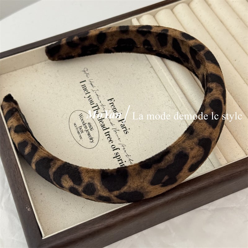 Loquat Chic Leopard Velvet Hair Tie Elegant Korean Headband 3cm wide dark leopard print