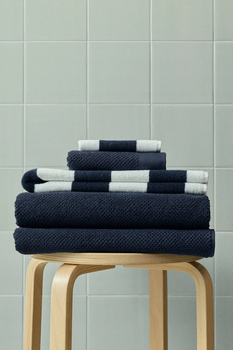 H&M Striped cotton terry guest towel