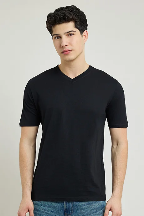 أر أند بي Solid T-Shirt with V-Neck and Short Sleeves