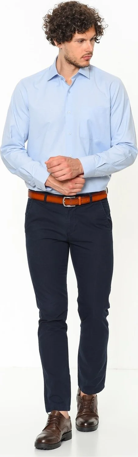 فاريتا Men's Sky Blue Classic Cut Pocket Long Sleeve Shirt
