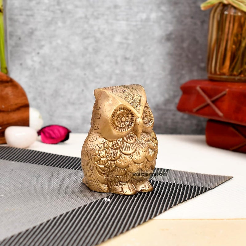 ascension Unique Animal Figurine of Sitting Owl Decorative Metal Showpiece Item in Yellow Finish for Table Decor - Image 3