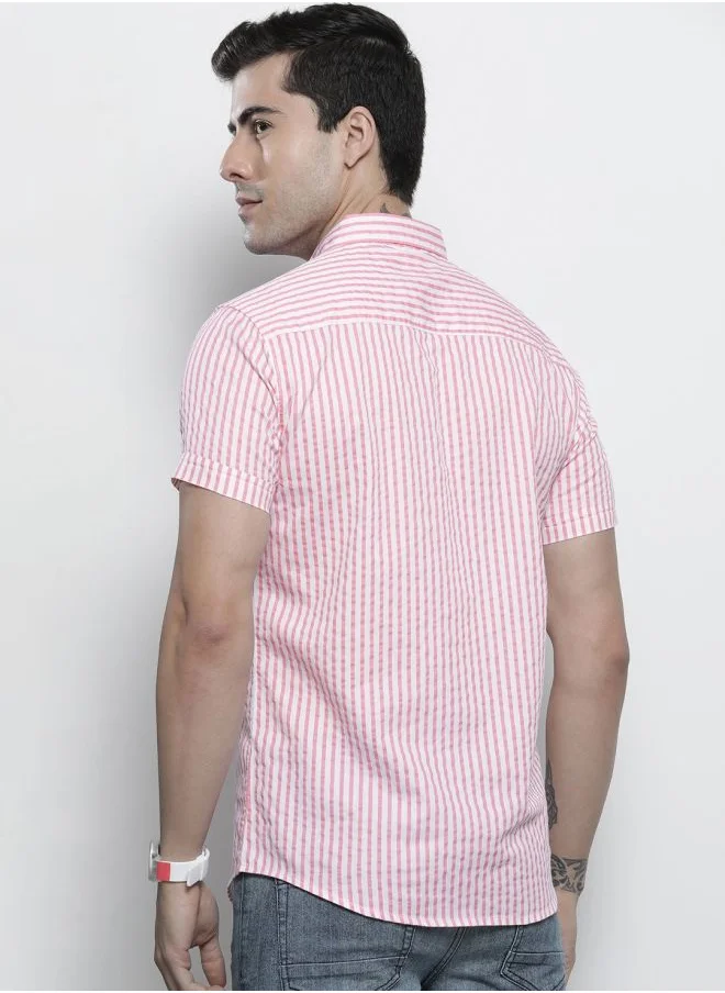 شركة المرآب الهندية Men Slim Fit Striped Half Sleeves Spread Collar Casual Shirt
