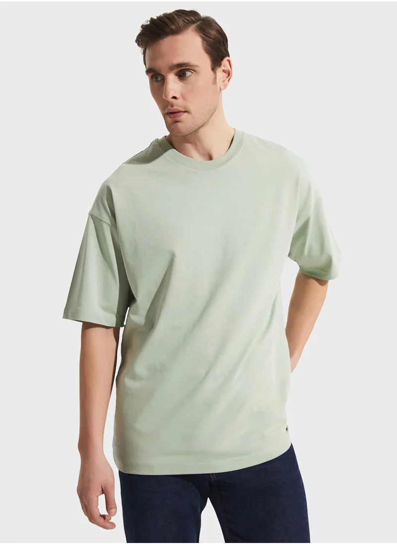 JUNE Ribbed  Collar T-Shirt