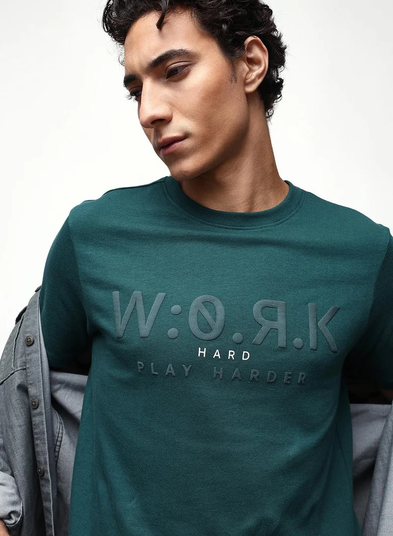 دينيس لينغو تيشيرت قطن مريح رجالي بلون حشرة يونيو