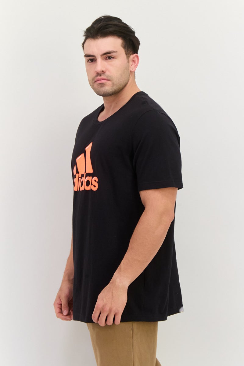 Adidas تي شيرت رياضي للرجال بأكمام قصيرة مناسب في الهواء الطلق، أسود - Image 2