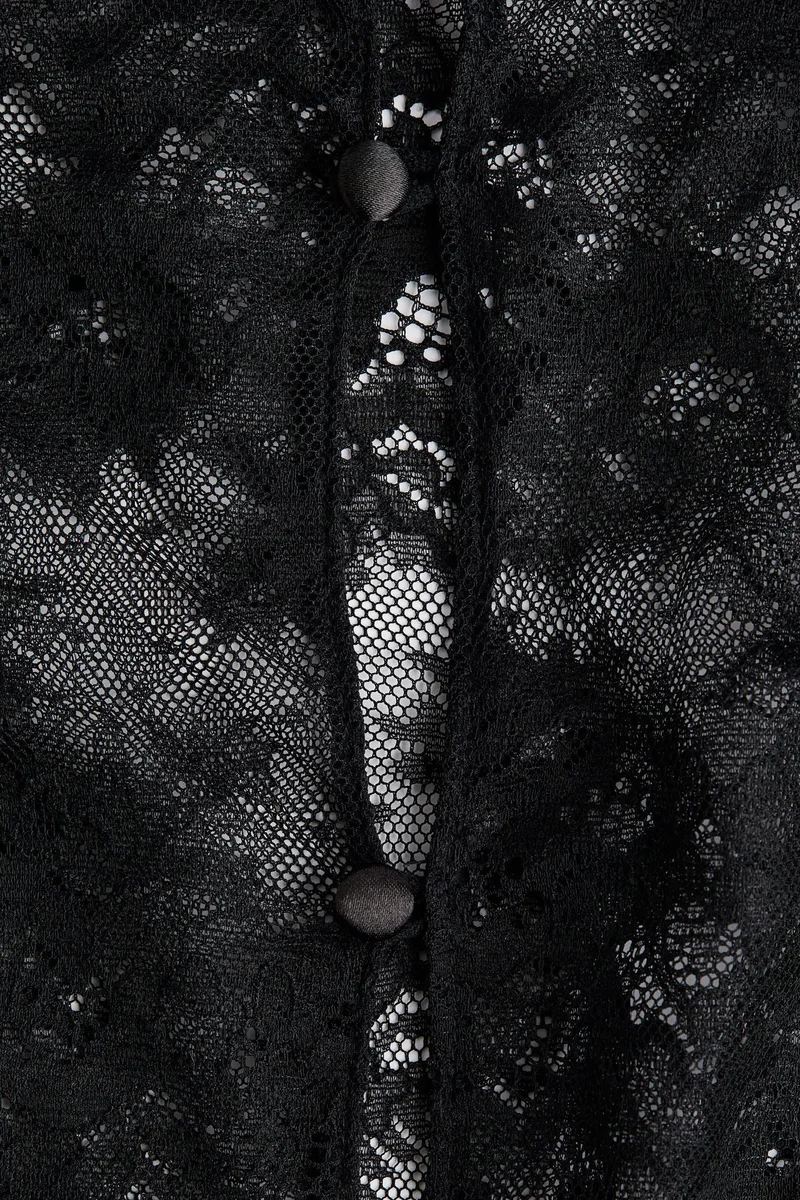 اتش اند ام بودي سوت من الدانتيل بأكمام طويلة