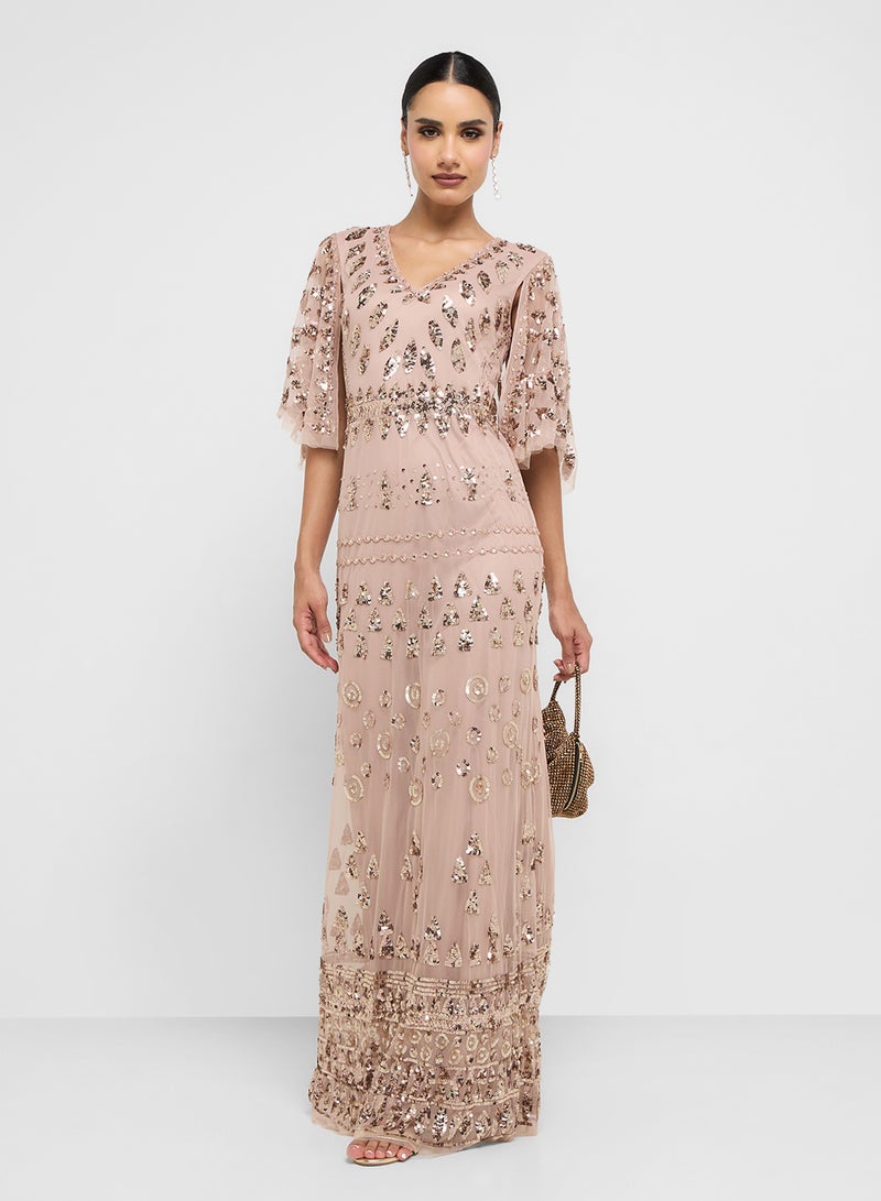 اميليا روز فستان ماكسي مزين - Image 4