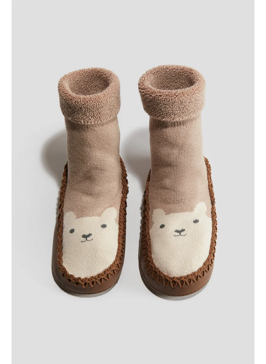 اتش اند ام Moccasins
