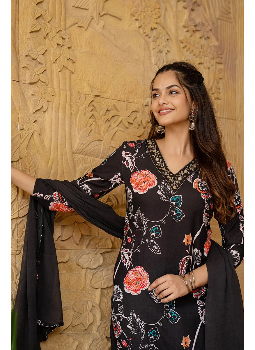 زيري سوق Black Rayon Blend Floral Printed Straight Kurta Set