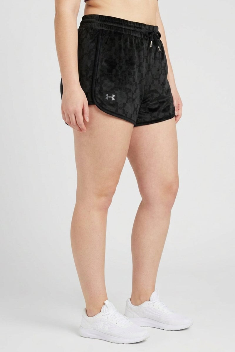 UNDER ARMOUR Women Loose Fit Outdoor Shorts, Wash Black - Image 3