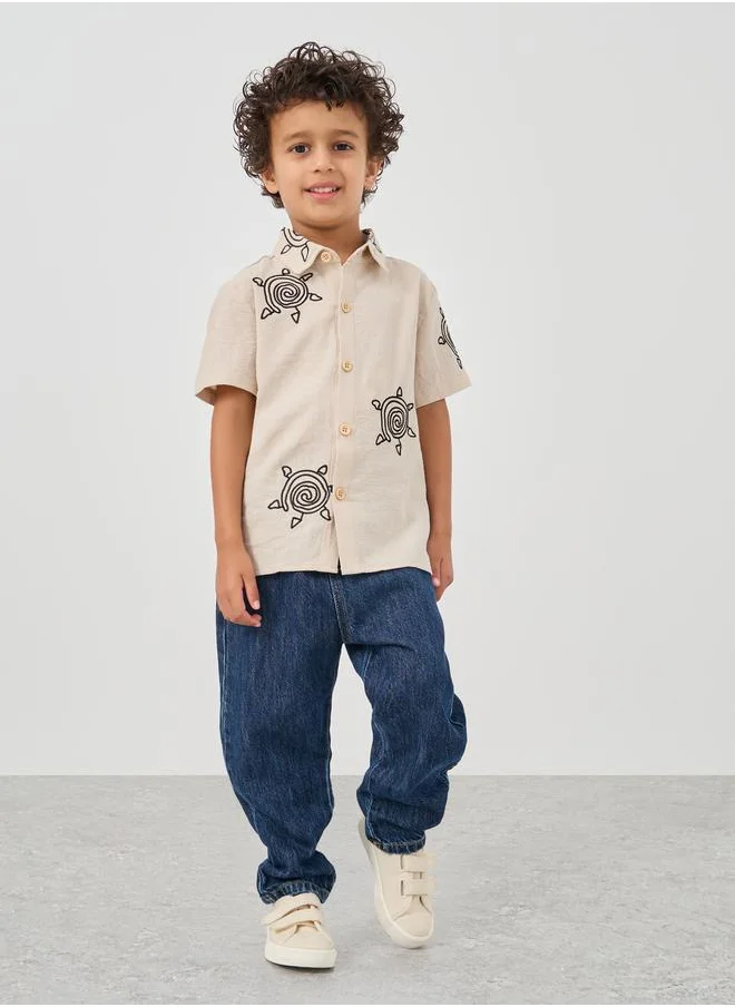 Styli Styli Embroidered Collared Short Sleeve Shirt