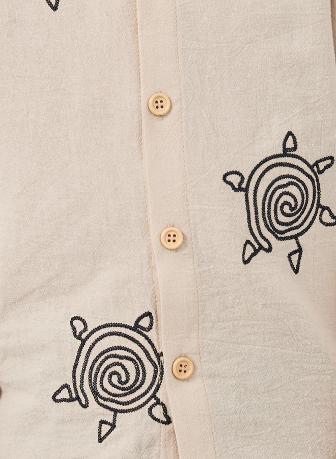 Styli Embroidered Collared Short Sleeve Shirt - Image 3