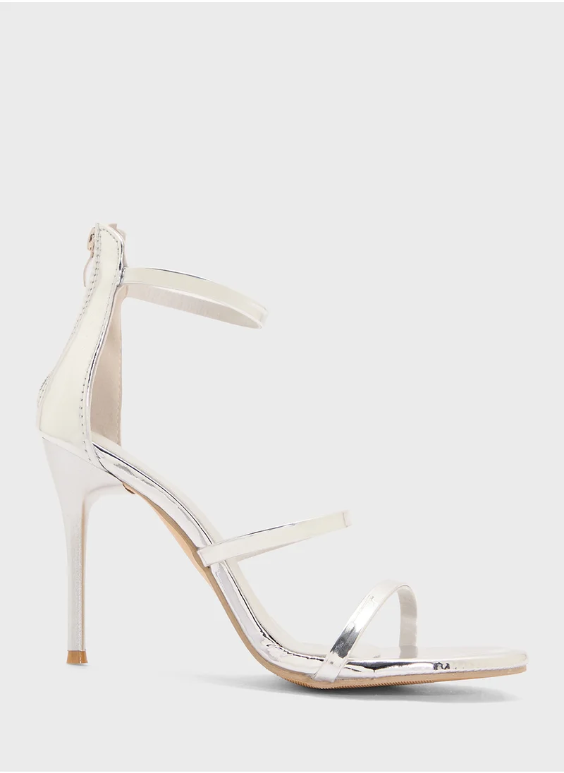 جينجر Triple Strap Heeled Sandal