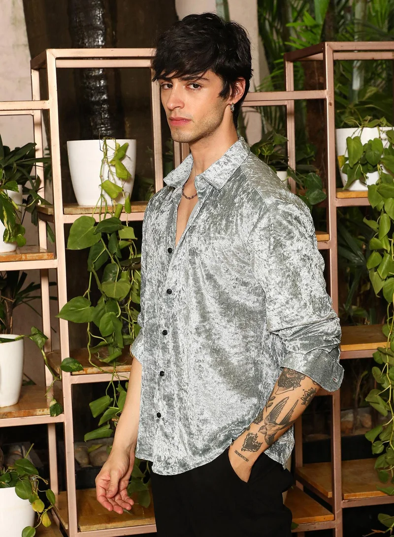 كامبوس سوترا قميص رجالي مخملي سادة أخضر مريمي للاستخدام اليومي بياقة عادية وأكمام طويلة وإغلاق بأزرار