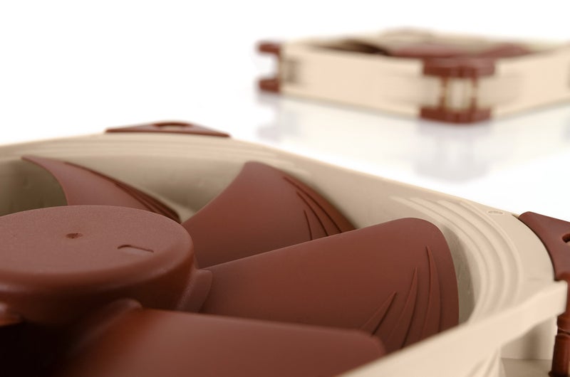 NOCTUA مروحة نوكتوا NF-A14 PWM، مروحة هادئة متميزة، 4 دبابيس (140 مم، بني) - Image 5