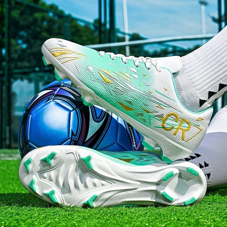 CR7 Soccer Shoes for Men, Women, Students, Kids, with Short/Long Studs, TF, Suitable for Grass and Artificial Turf Training - Image 2
