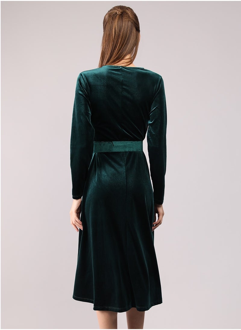 KYVELi - Surplice velvet midi dress - Image 1