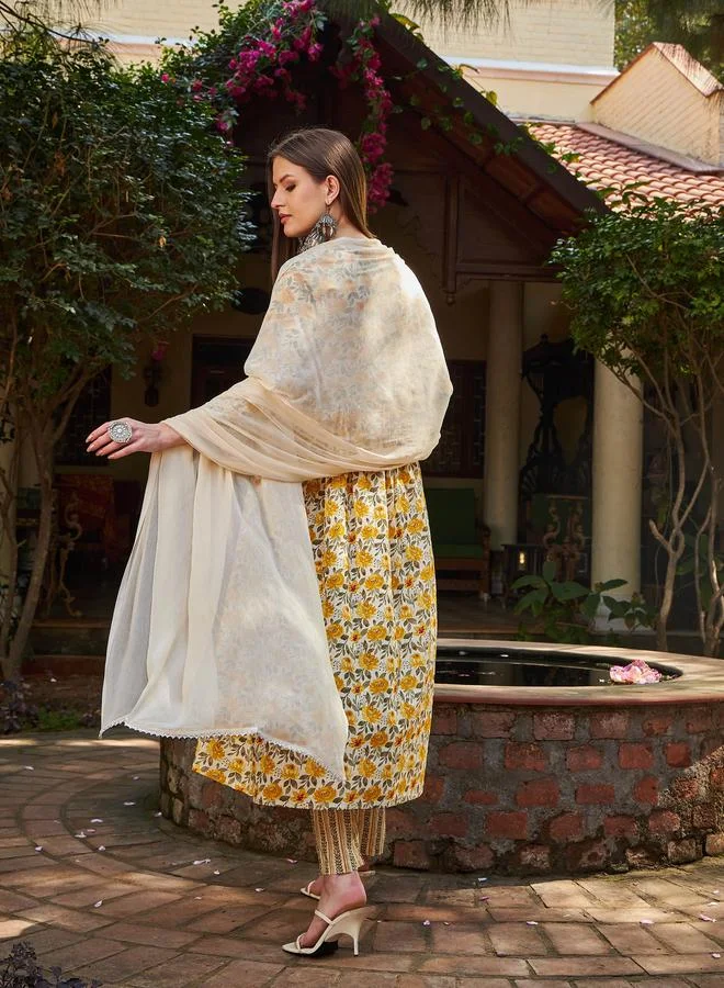 SASSAFRAS SASSAFRAS Yellow Floral Gathered Kurta with Pencil Pants and Dupatta Set