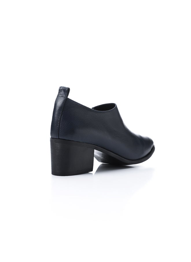 Mr.joe Leather Oval Mid Heels Pumps  - Image 3