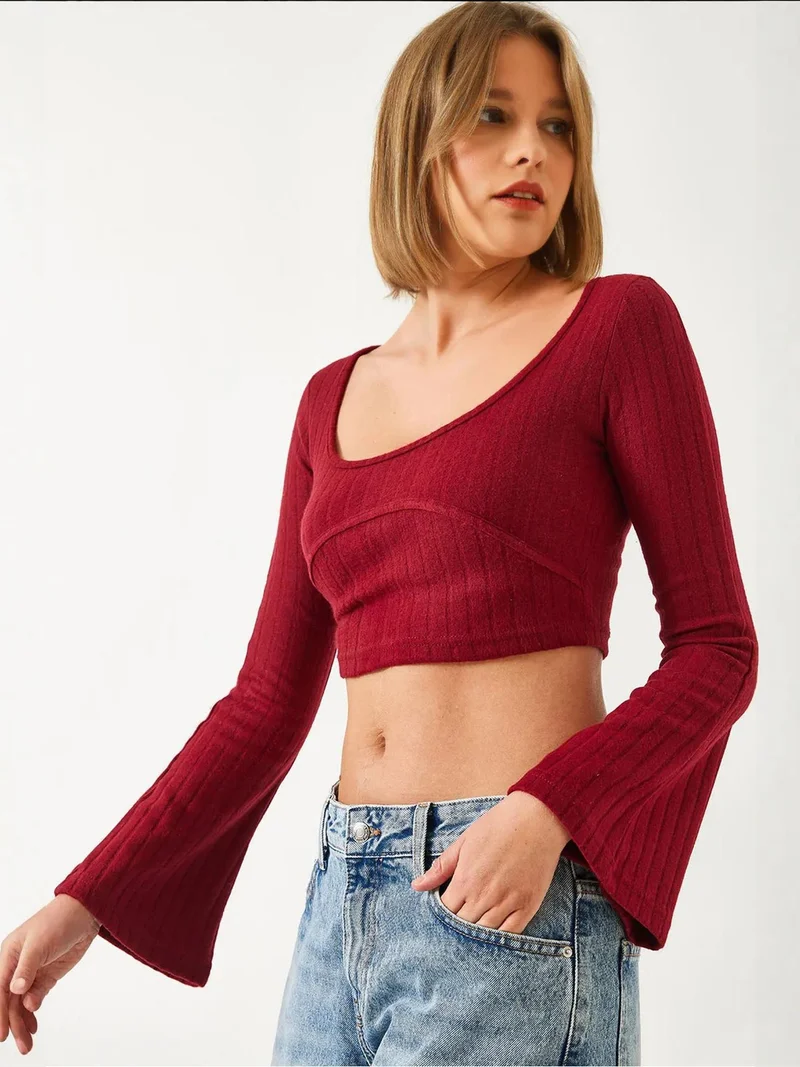 Bianco Lucci LUCCI Stitch Detailed Crop Top