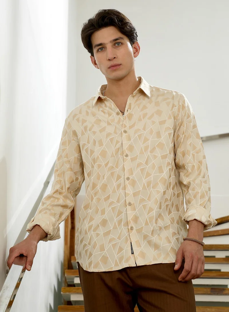 Campus Sutra Men's Beige Geometric Pattern Cotton Blend Full Sleeve Shirt | أكمام قصيرة | مطبوع | ملابس كاجوال ويومية | طوق منتشر
