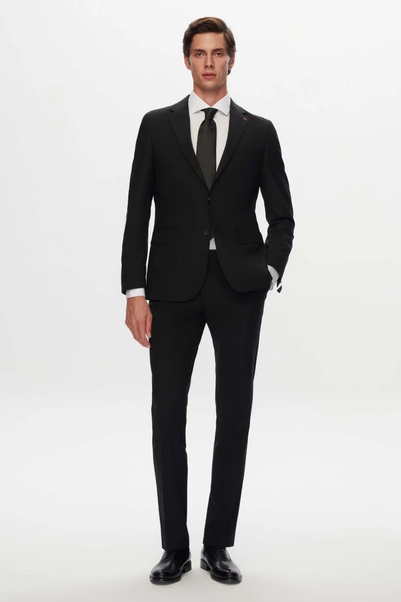 D'S DAMAT Ds Groom Slim Fit Black Plain Wool Travel Suit