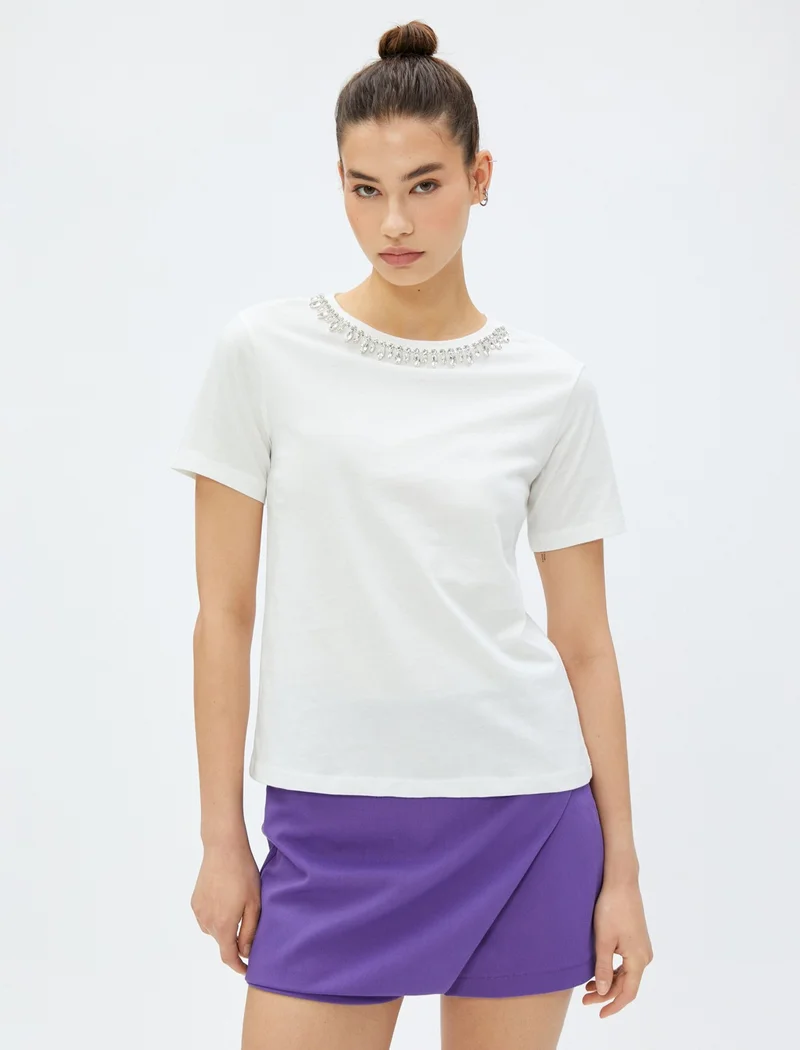 كوتون Koton Shiny Stone Detailed T-Shirt Short Sleeve Crew Neck Cotton