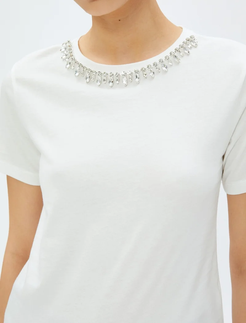 كوتون Koton Shiny Stone Detailed T-Shirt Short Sleeve Crew Neck Cotton