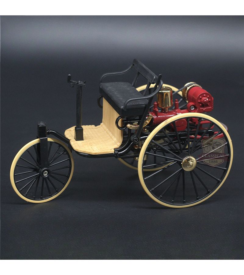 Black Simulation Retro Classic Car Alloy Model Ornament - Image 5