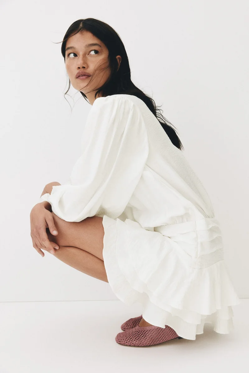 اتش اند ام فستان بتنورة متعددة الطبقات