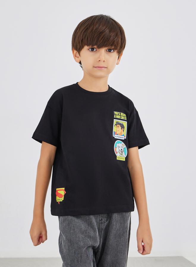 ستايلي تيشيرت ستايلي بطبعة جرافيك وأكمام قصيرة - Image 2