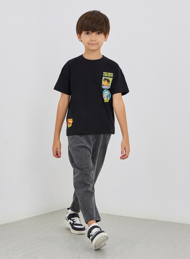 ستايلي تيشيرت ستايلي بطبعة جرافيك وأكمام قصيرة - Image 3