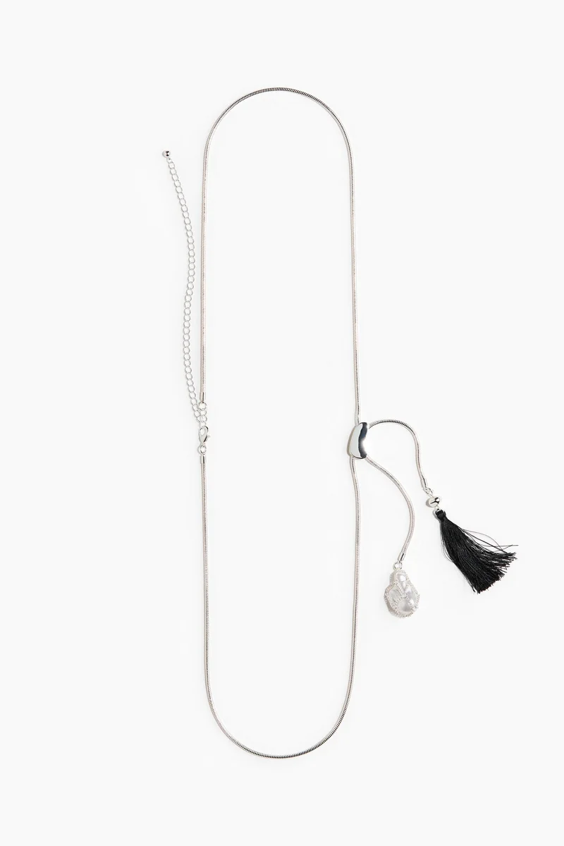 Pendant-detail chain belt