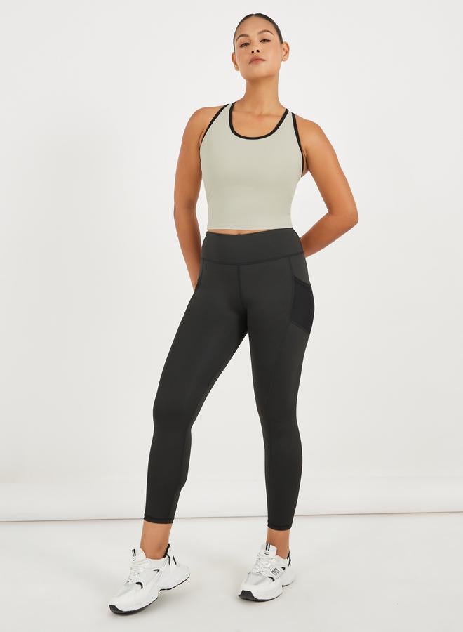 Styli Ribbed Racerback Longline Sports Bra with Contrast Piping - Image 2