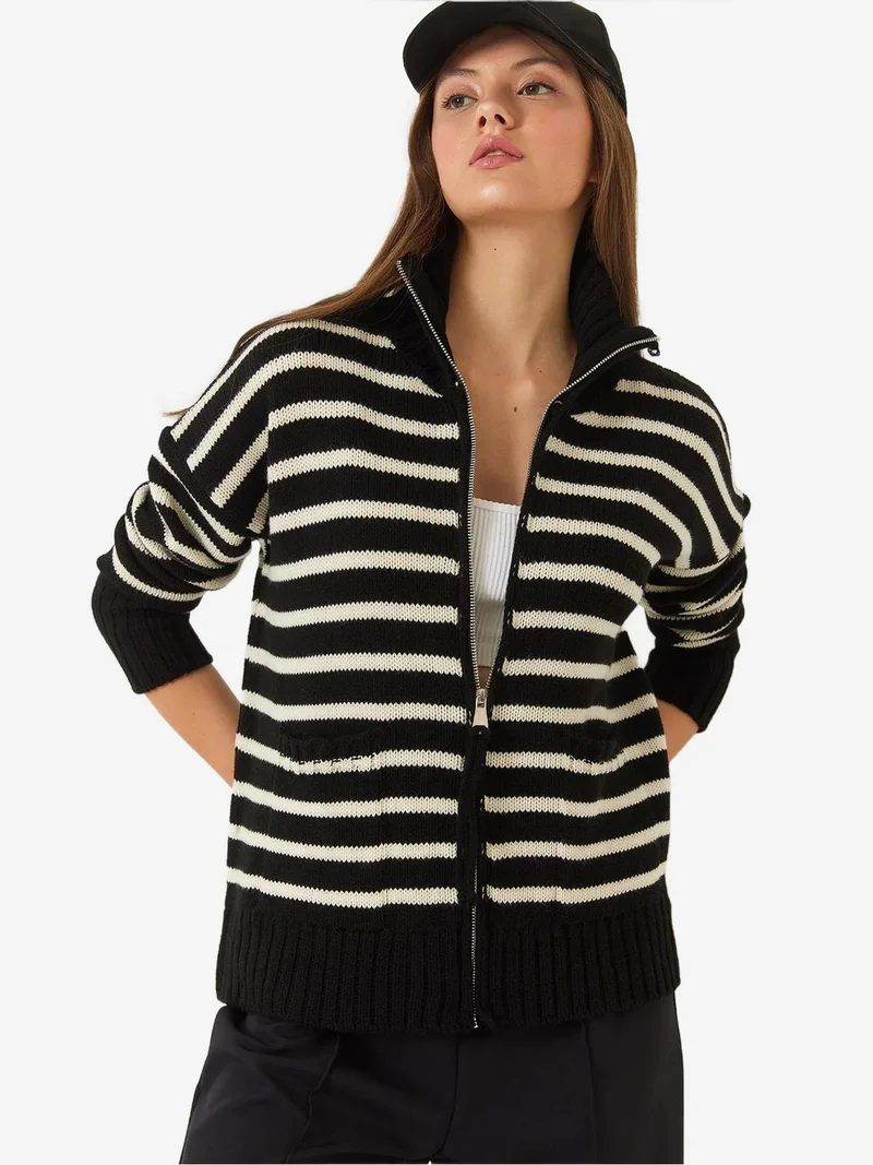Bianco Lucci Striped Zip-Up Knitwear Cardigan with Pockets