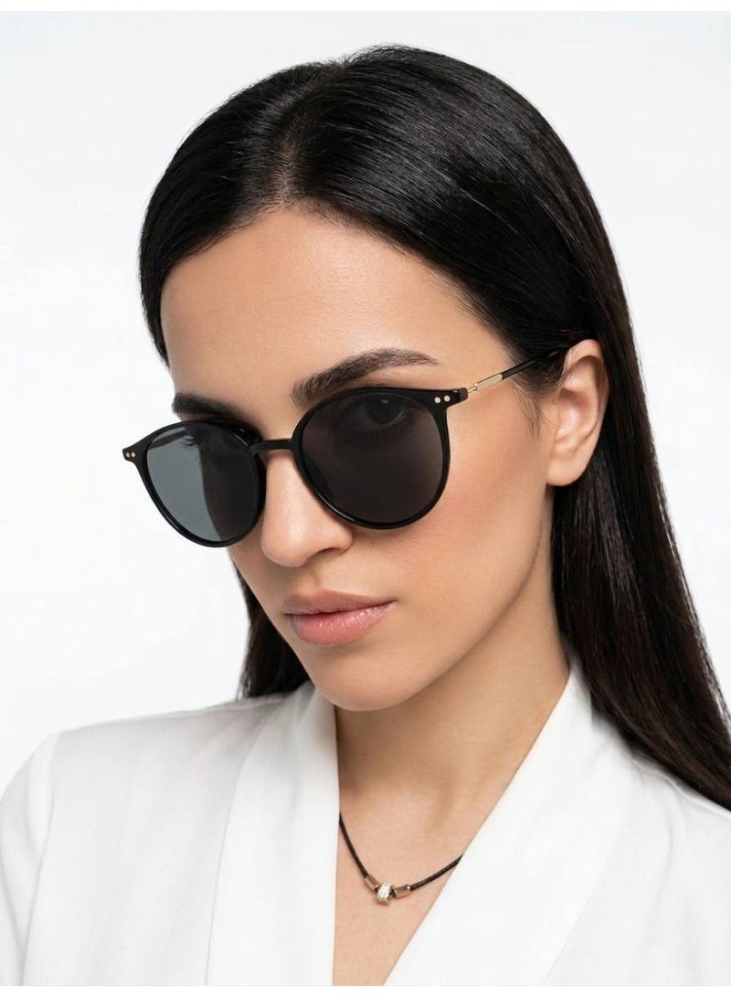 Aura Style Round Retro Fashion Sunglasses for Women, Ultra-Lightweight Eyewear with Metal Temples, Black - Image 1