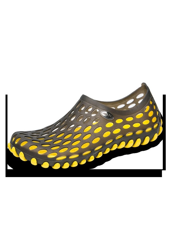 NIBEMINENT Breathable Hollow Out Sandals Men's Women's Summer Lightweight Bird's Nest Slippers Water Shoes Couple Holiday Beach Shoes  - Image 1
