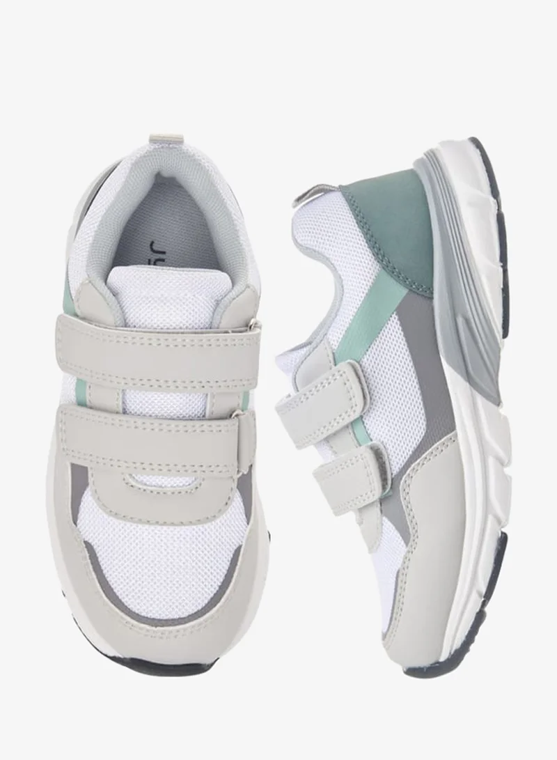 جونيورز سنيكرز أولاد بألوان متداخلة وإغلاق بشريط لاصق