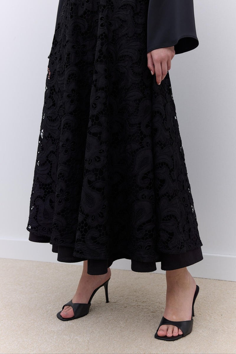 Manuka Limited Edition Lace Skirt Black  - Image 3